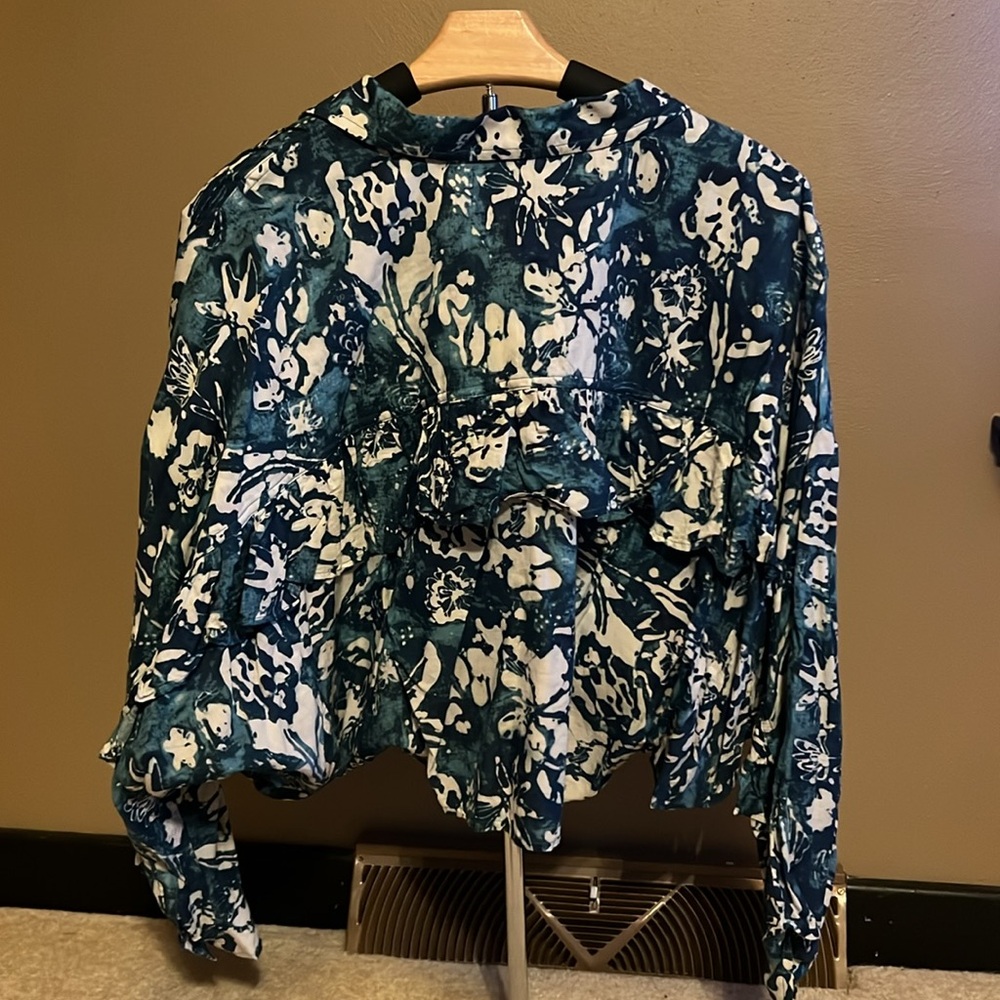 Cropped button down shirt - Picture 4 of 5